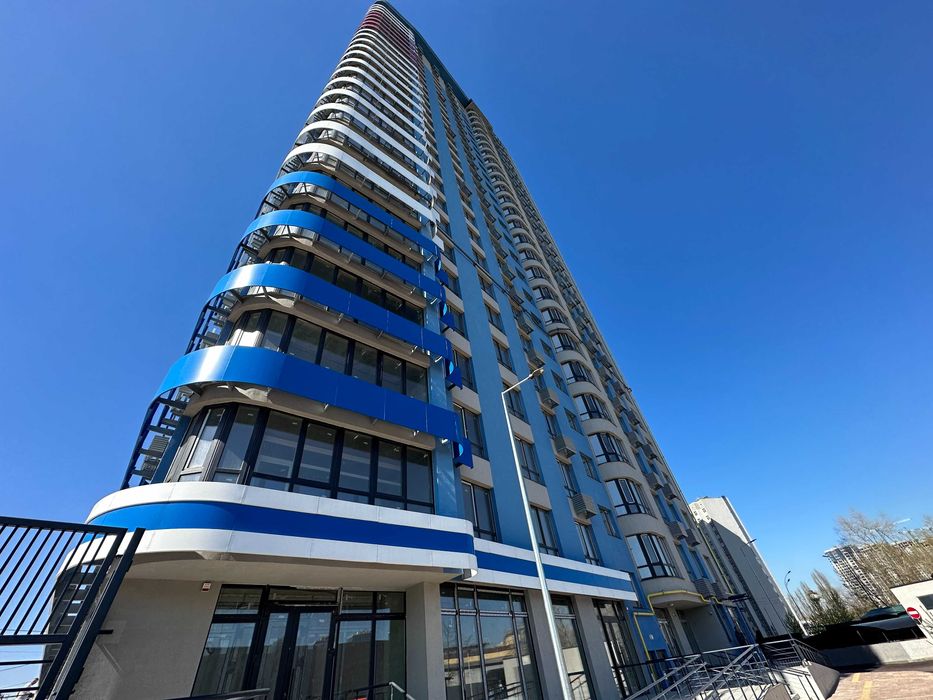 Простора 2к в ЖК Берег Дніпра, площа 78,1 м.кв з терасою 35 м.кв