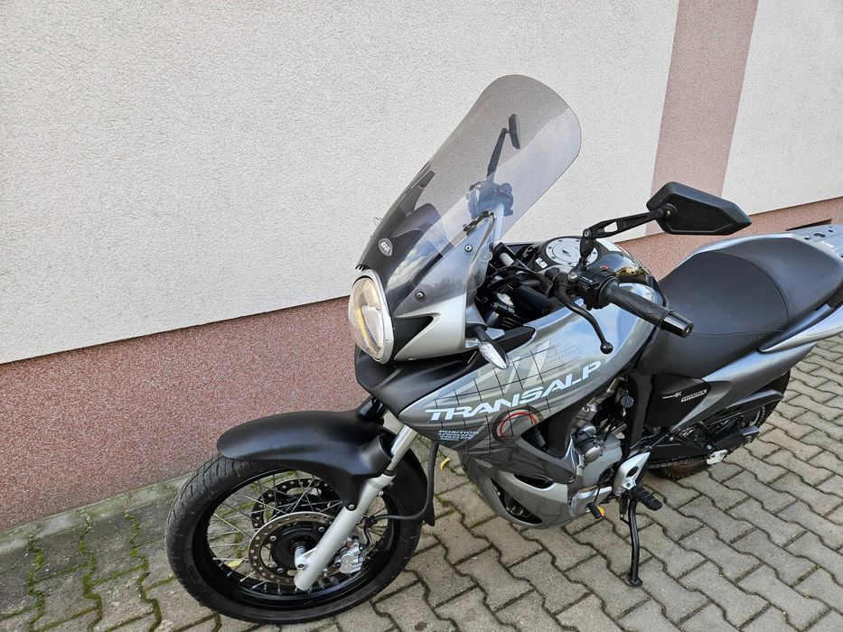 HONDA Transalp 700