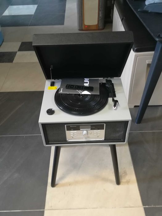 Gramofon w stylu retro drewniane nogi CD DAB+ UKF BT USB Auna Mary Ann