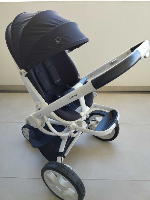 Carrinho Quinny Moodd Black Irony + Babycoque