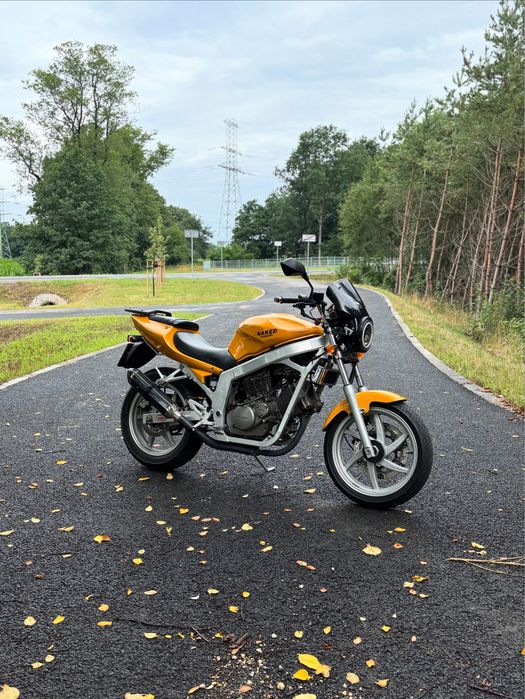 Hyosung 125 GT Naked