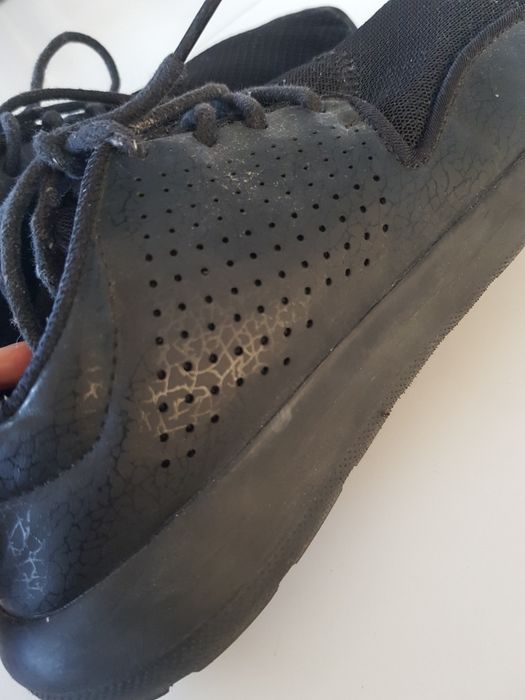 CZARNE lekkie buty sportowe 41 -26 cm