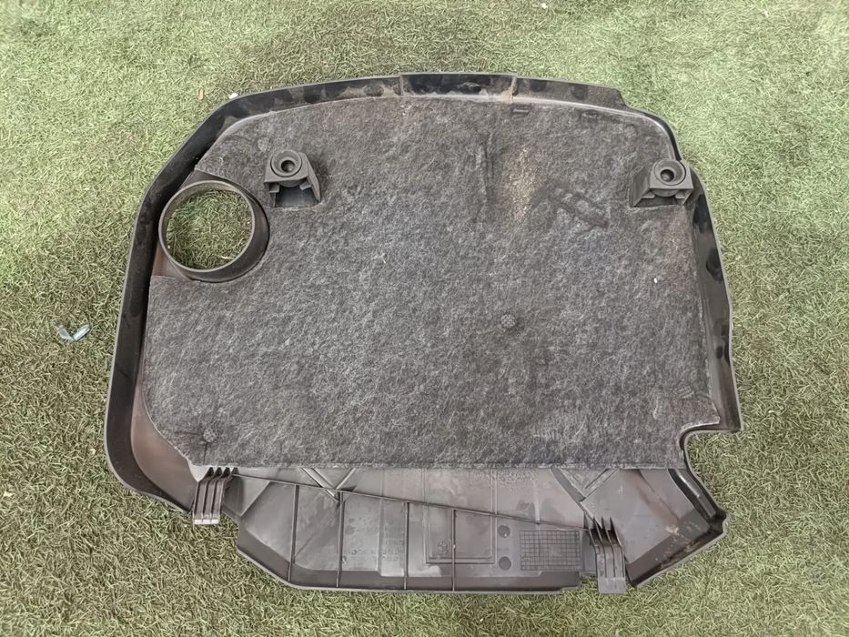 Cobertura do motor / blindagem superior do motor BMW 3 (F30, F80)