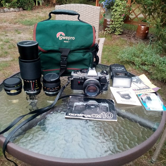 Olympus om 10 aparat analogowy.