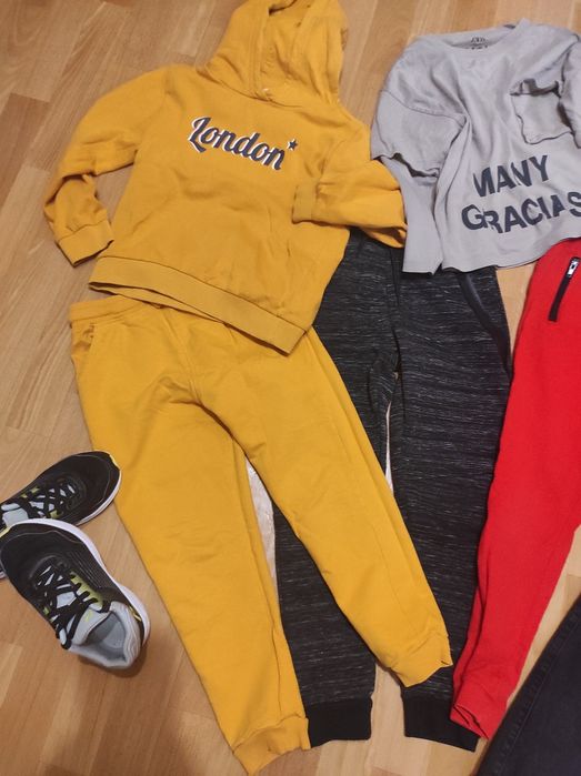 Лот одягу ,Костюм ,штани та кофти на зріст 120-128 Zara , Reserved
