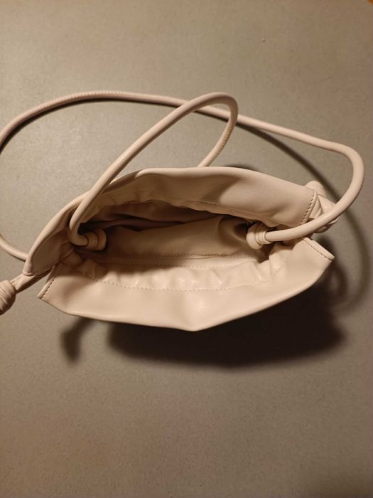 Torebka beżowa worek