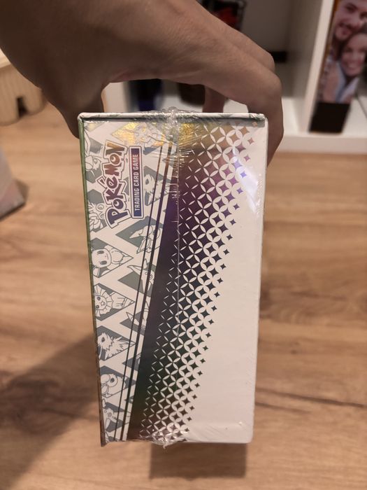Prismatic Evolutions Super Premium Collection