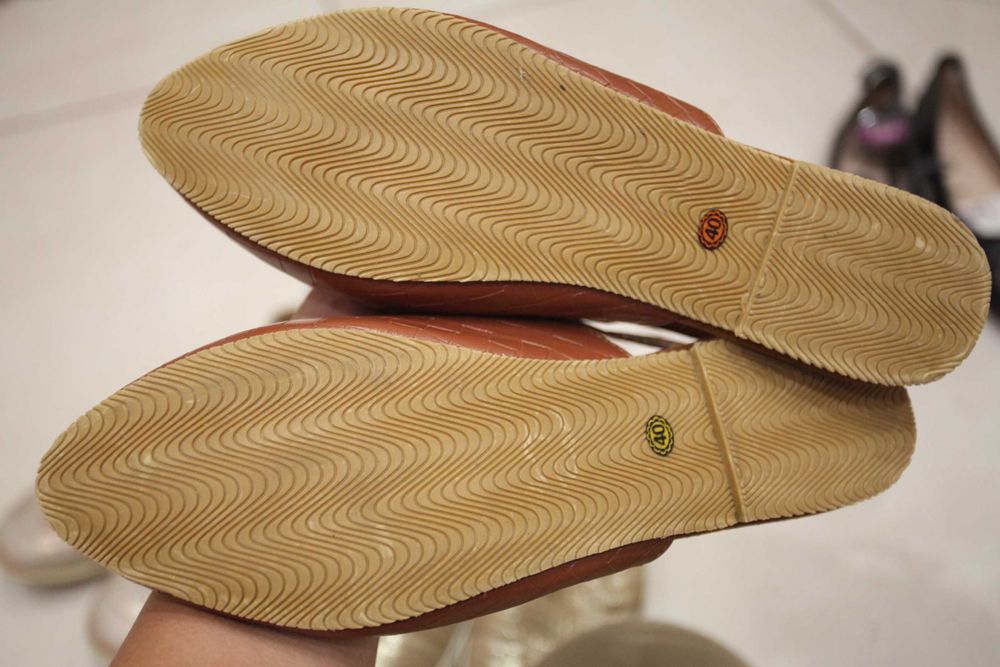 Eleganckie nowe wygodne buty sandaly r.38 25cm wkładka