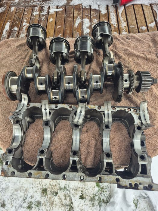 Wał korbowy z panewki ducato 2.3 euro 6