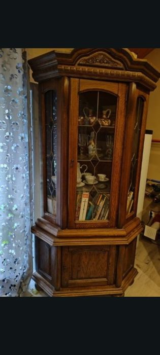 Sprzedam witrynę dębową