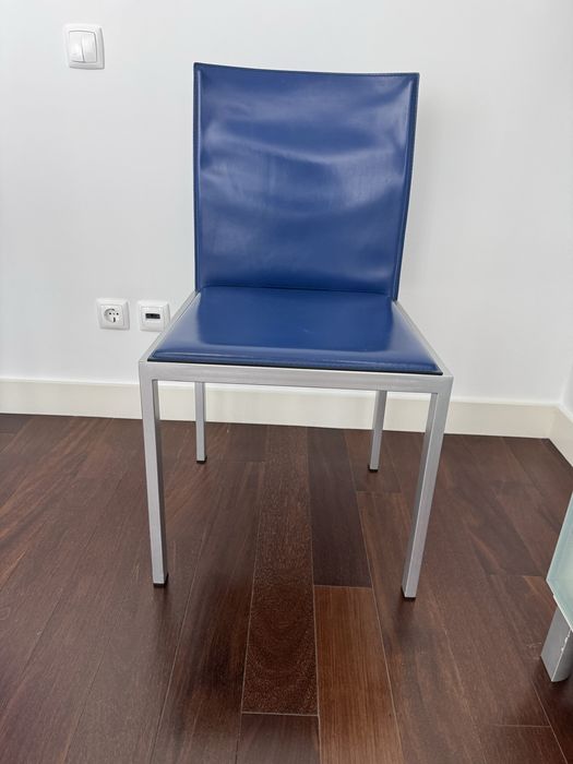Mesa com 6 cadeiras