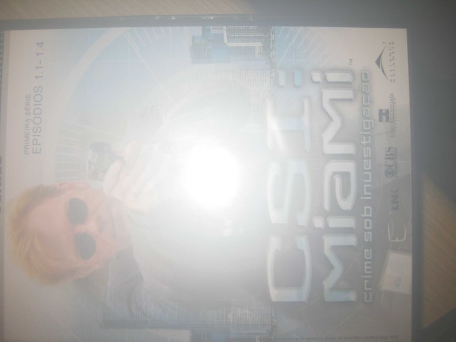 10 Filmes (DVD) 15€ - 20 Filmes 25€ á escolha -catalogo 180 titulos.