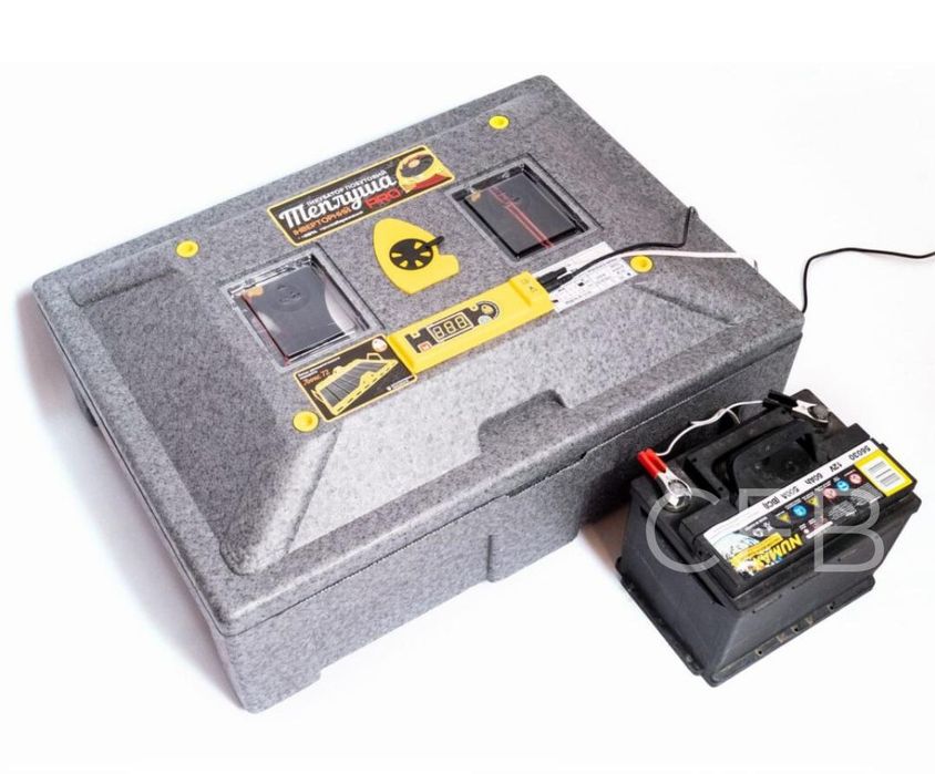 Автоматический инкубатор для яиц Теплуша б/у на 72 яйца