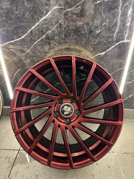 Jante 19 Ultra Wheels Storm P/ VW Golf Gti