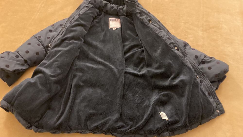 Kispo (casaco acolchoado) azul marinho para menina