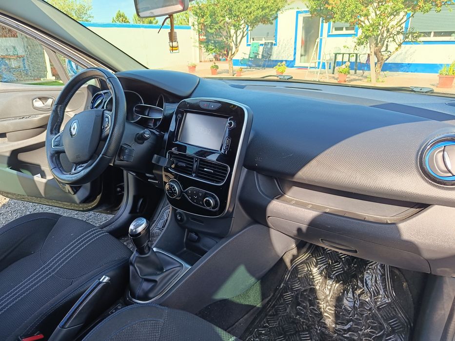 Vendo automóvel   Renault clio  1.5 GT Line
