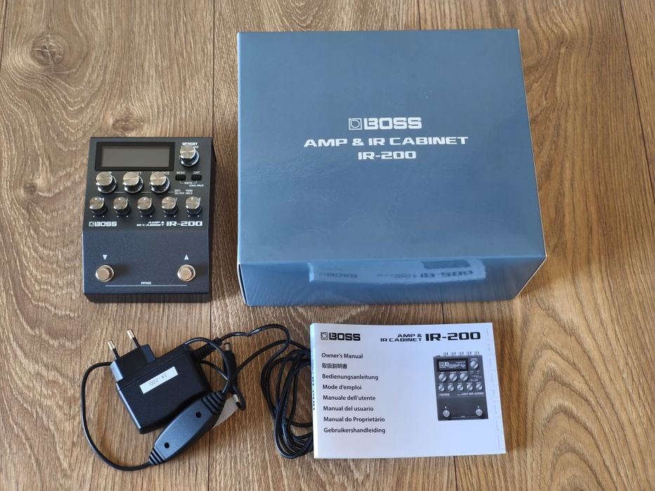 Boss IR200 em estado novo