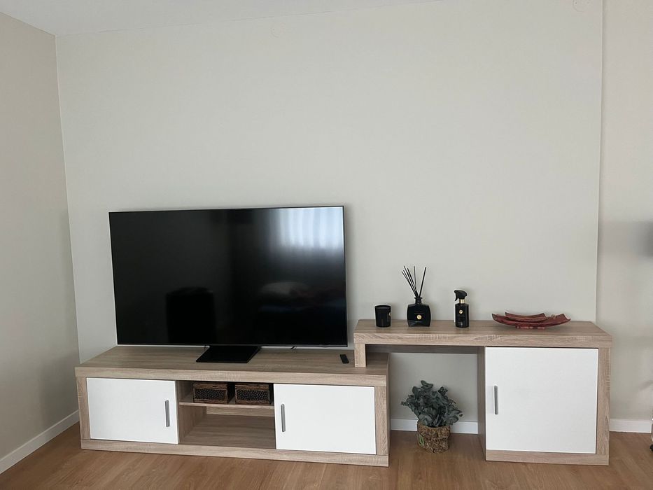 Estante sala, Móvel para televisão