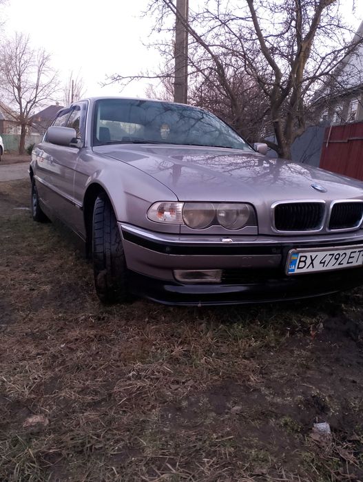 Продам BMW 7 IL e38