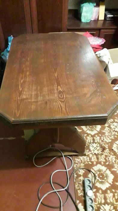 Стол деревянный, ручная работа