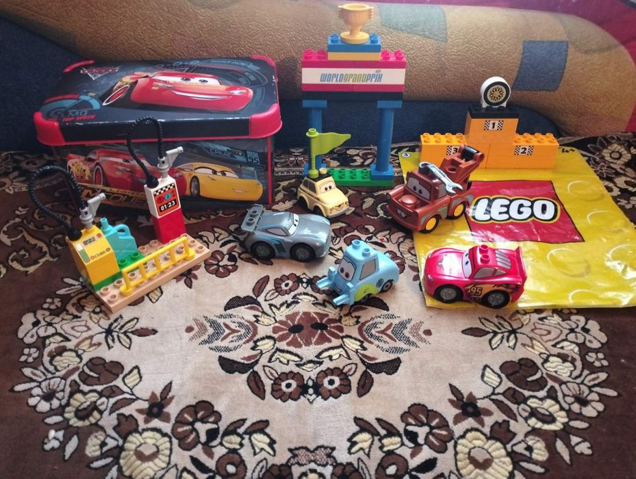 Набір серії Маквін Lego Duplo конструктор 5 екземплярів в наборі