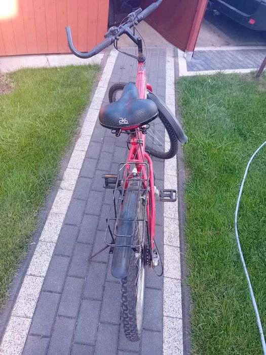 Sprzedam rower na kołach 28