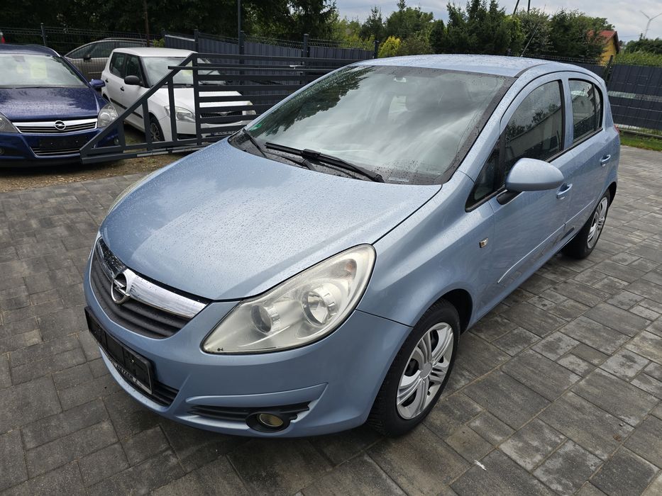 Corsa/5 drzwi/1.2 benzynka
