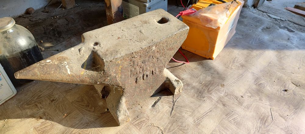 Наковальня (наковадло)