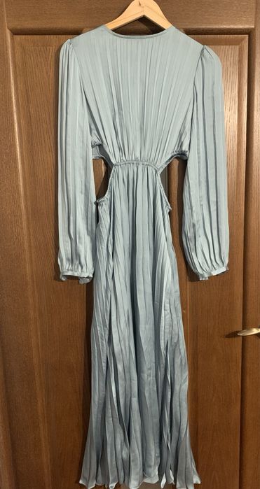 Атласна сукня  MANGO