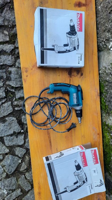 Aparafusadoras Makita FS 4200 e FS 4000