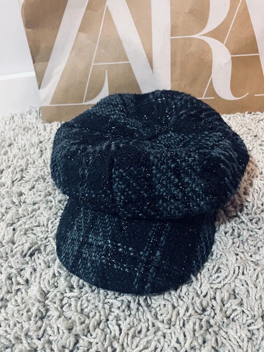 Czapka damska zimowa z daszkiem beret