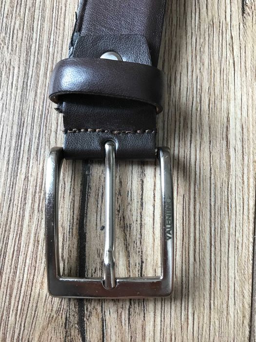 Skórzany pasek Valentino made in Italy