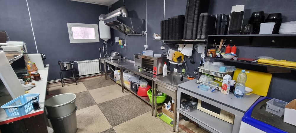 Морозилка холодильник оборудование для кафе