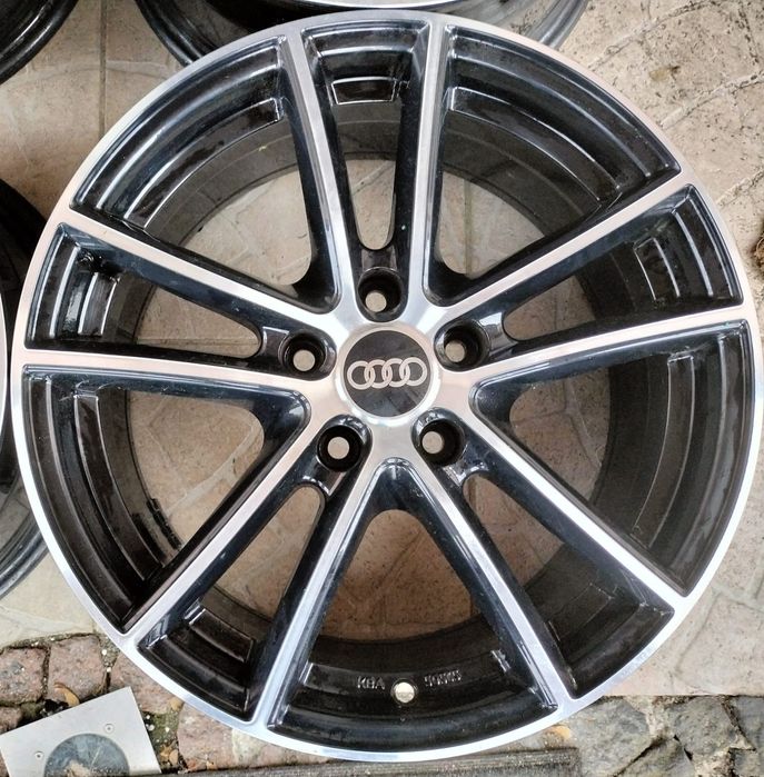 Felgi aluminiowe Audi A3 A4 A6 A8 Q3 Q5 7,5x17 ET45 5x112