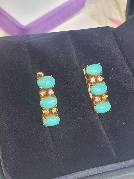 Золотые серьги с бирюзой