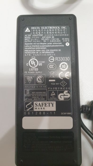 Блок питания Delta Electronics  adp-65hb bb