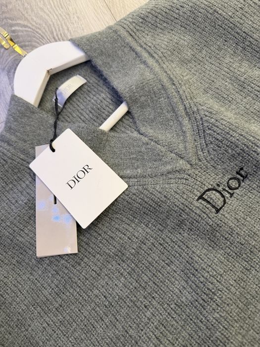 Свитер чоловічий DIOR