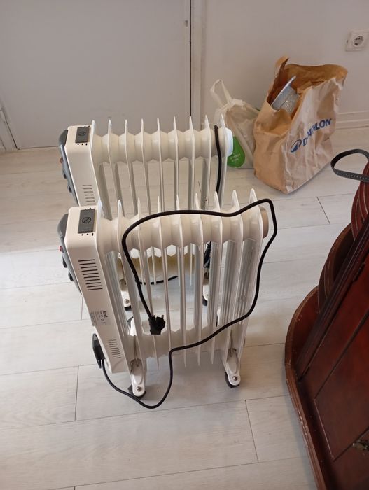 Vendo dois aquecedores , aceito retoma com  parafusadeira