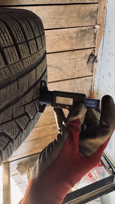 R17 215/55 Hankook WinterICeptEvo2 шини зимові