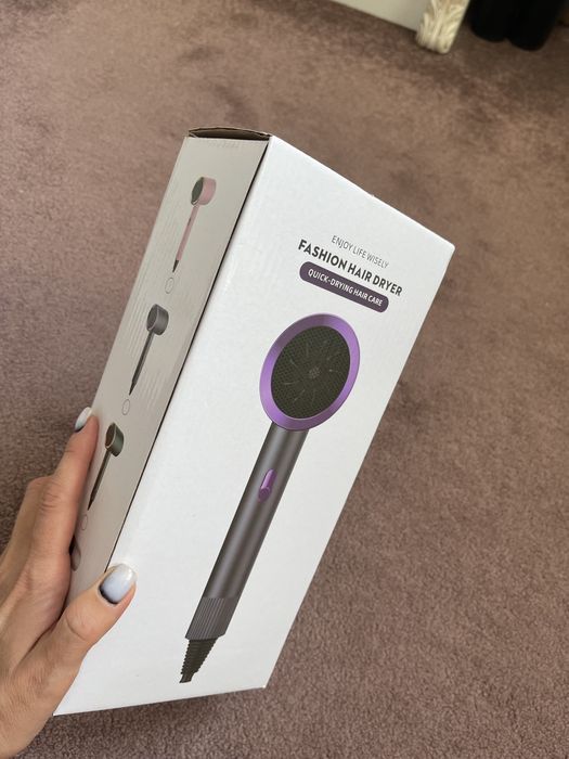 Фен для волосся під Dyson