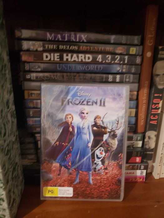 Vários Filmes em DVD - Acção, Geográficos e outros