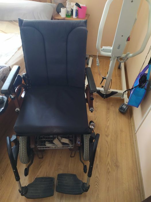 wózek inwalidzki elektryczny