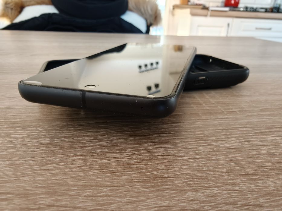 Smartfon Google Pixel 8