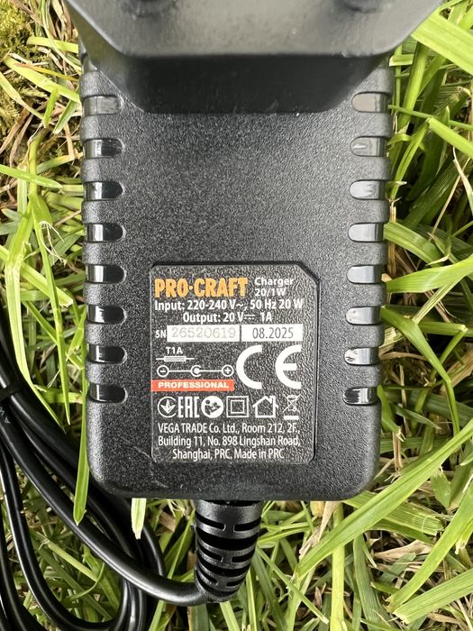 Акумуляторний шуруповерт Procraft PA20Li 20V 2Ah | Безщітковий | Кейс