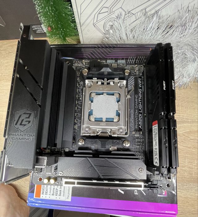 Материнська плата Asrock A620I lightning  wifi  AM5