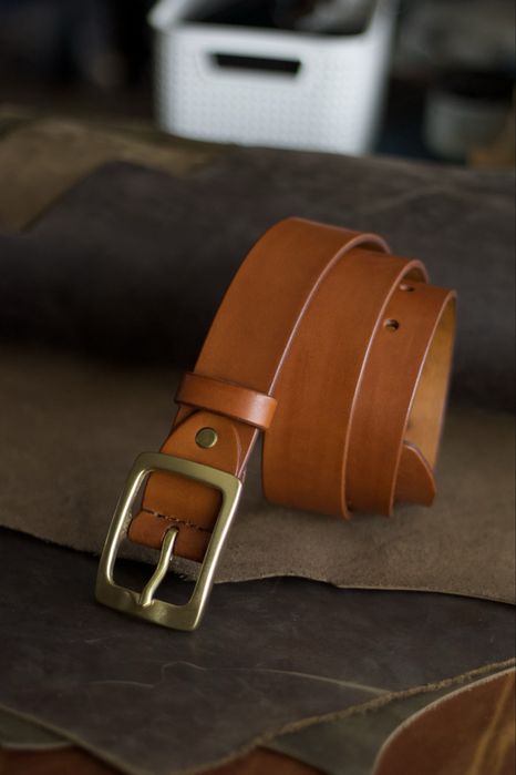 Ремінь чоловічий шкіряний / Ремень мужской кожаный. Ручна робота