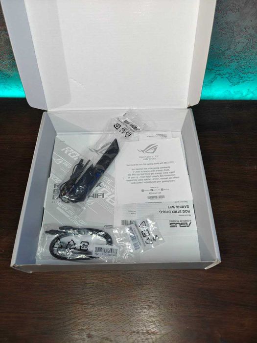 Материнська плата Asus Rog Strix B760-G Gaming Wifi (LGA1700) 12-13-14