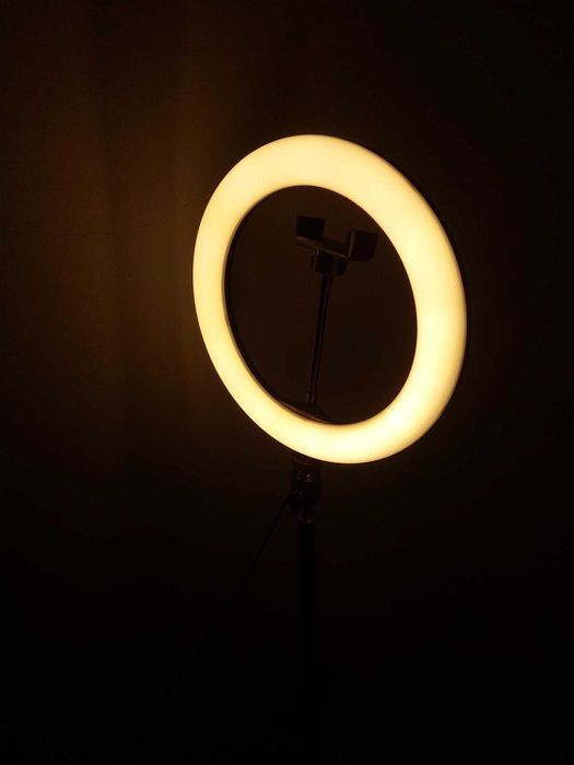 Ring Light LED com tripé regulável até 180cm