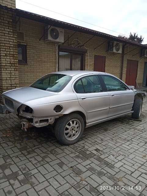 Jaguar X-tayp донар