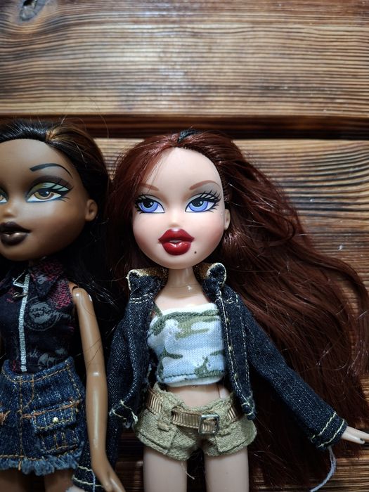Вінтажні ляльки Bratz з власної колекції